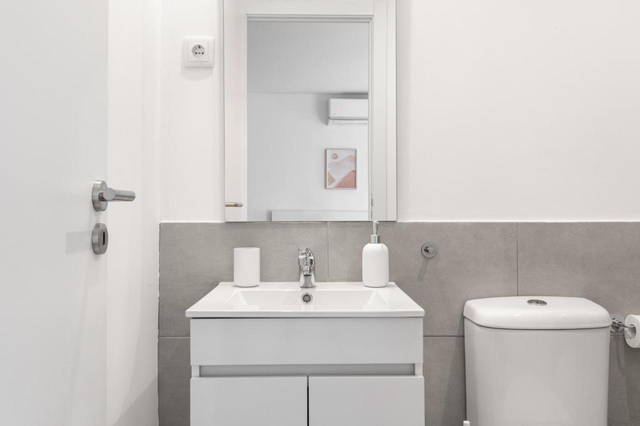 Altido Stylish 2-Level Flats Near Ajuda Palace Лісабон Екстер'єр фото